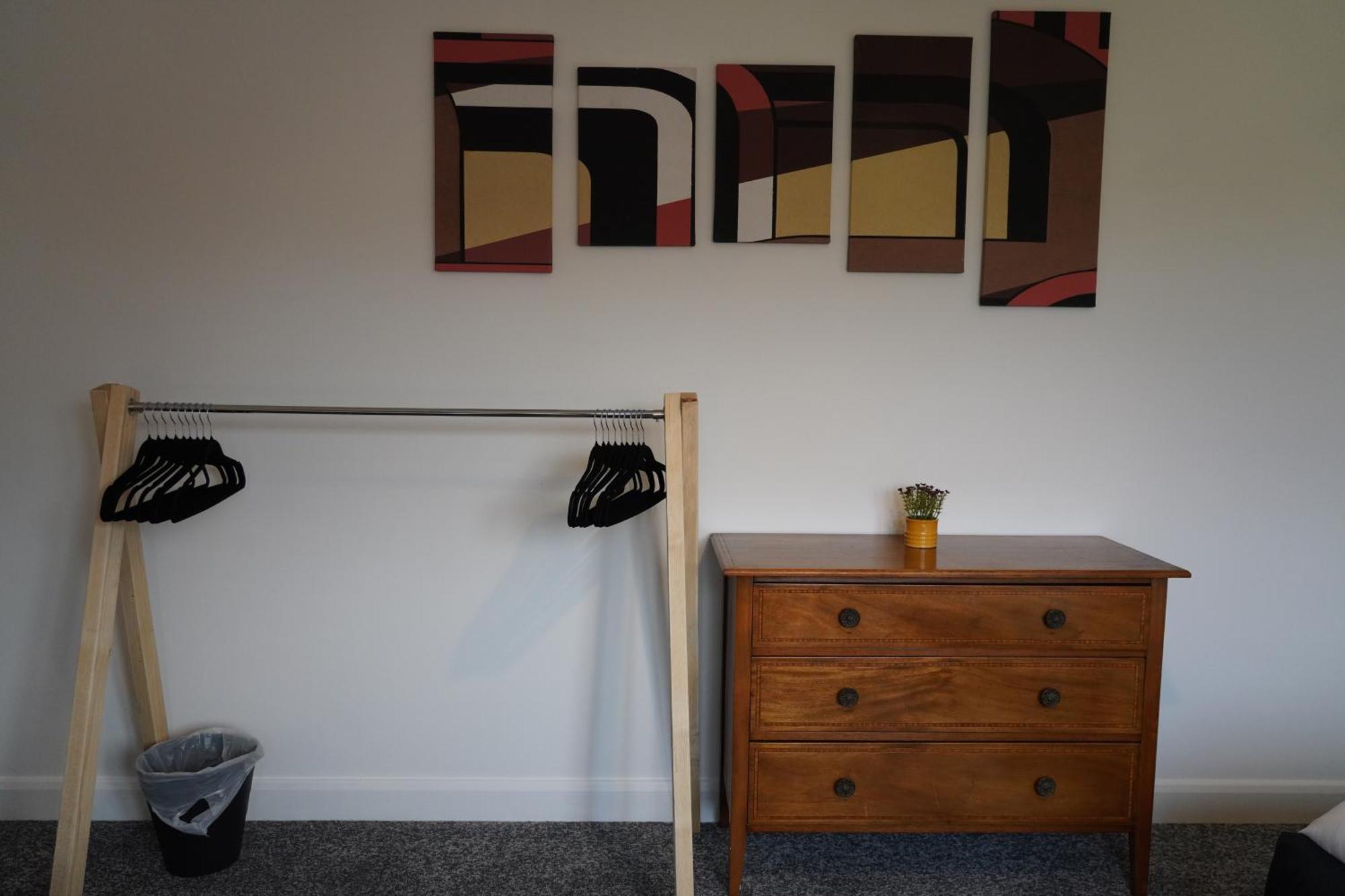 8 Double Beds In A 5 Bedroom House, Pets Welcome 엡워스 외부 사진